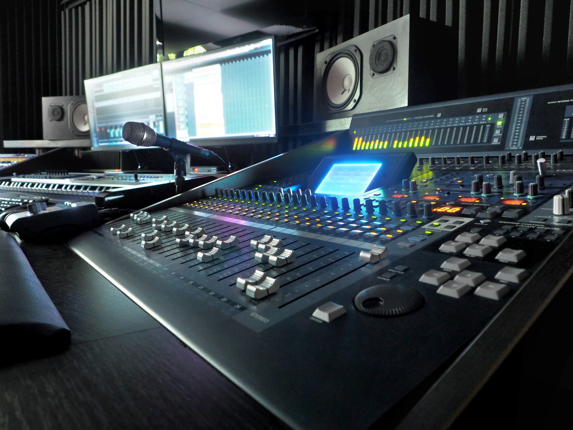 How to Start a Voice Over Career 