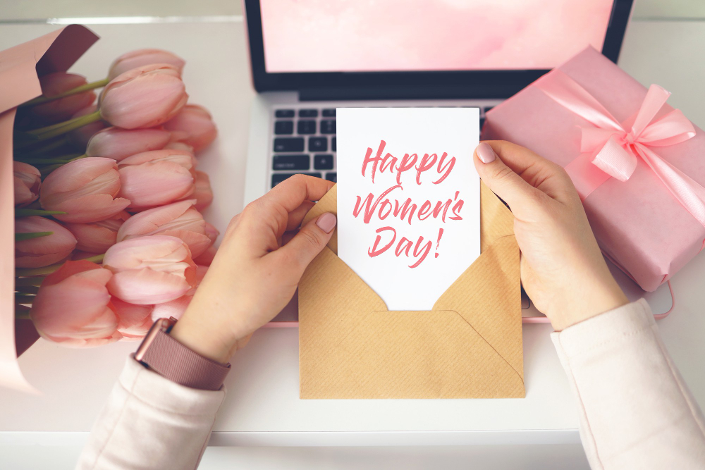 get paid to write greeting cards